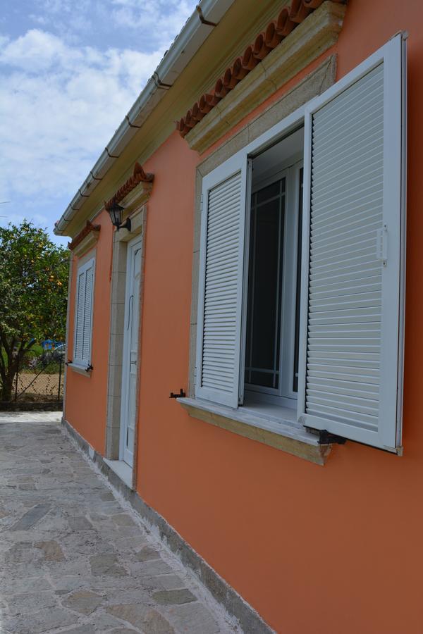 Monte Caputo Holiday House 阿里克斯 外观 照片