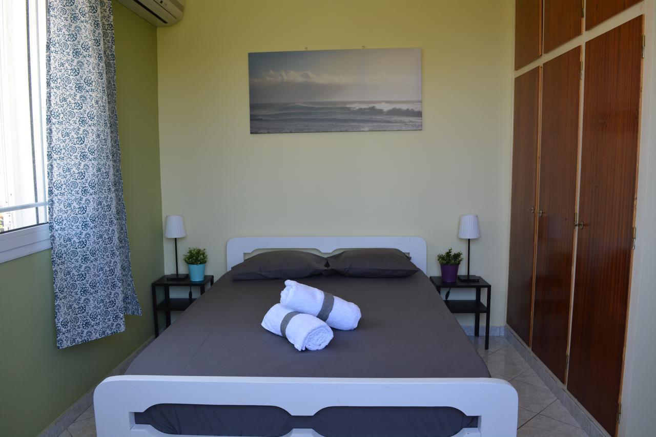 Monte Caputo Holiday House 阿里克斯 外观 照片