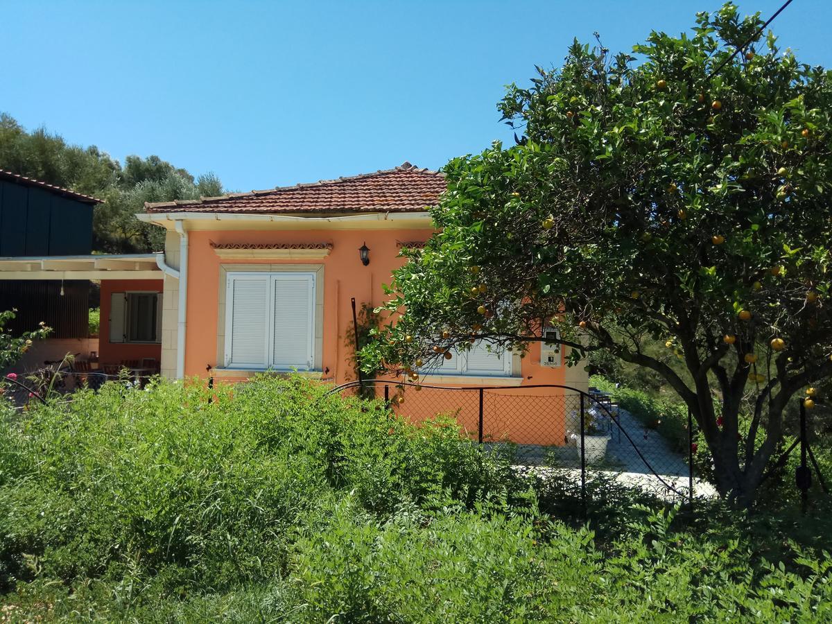 Monte Caputo Holiday House 阿里克斯 外观 照片