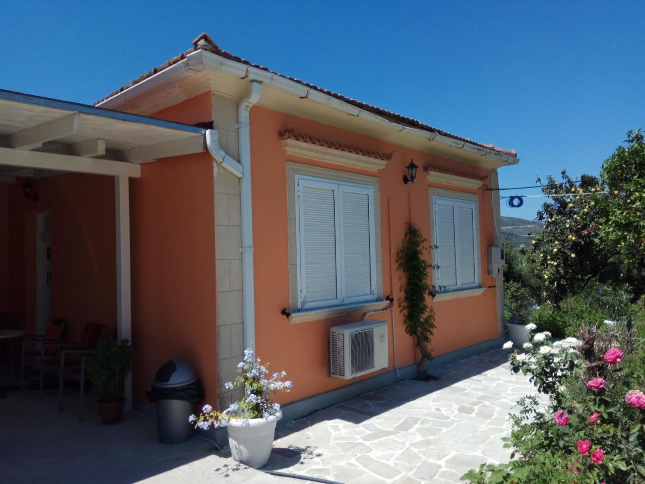 Monte Caputo Holiday House 阿里克斯 外观 照片