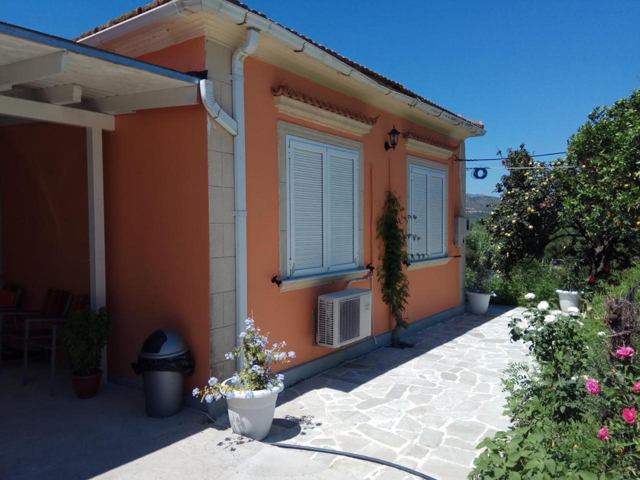Monte Caputo Holiday House 阿里克斯 外观 照片