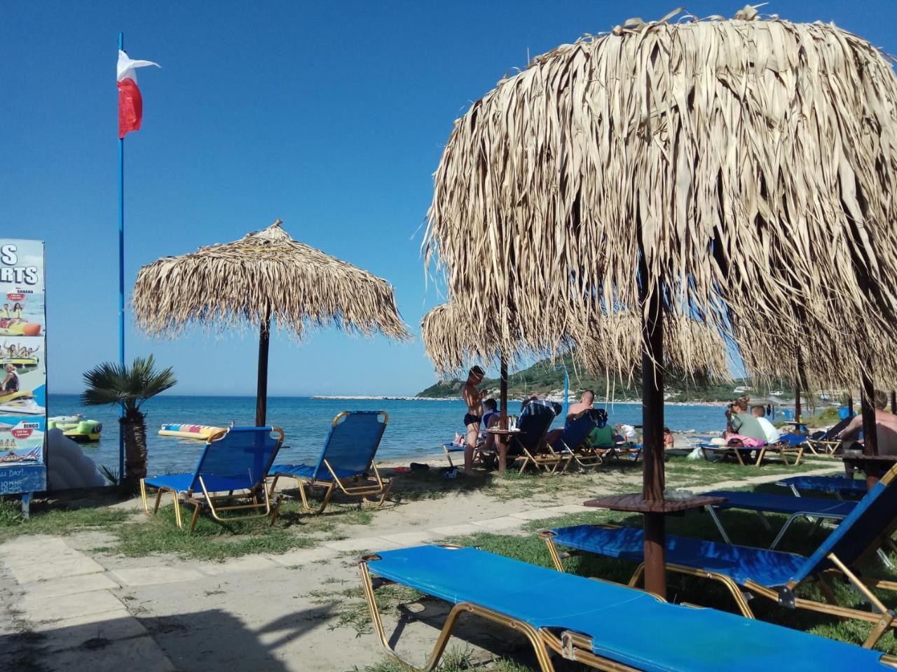 Monte Caputo Holiday House 阿里克斯 外观 照片